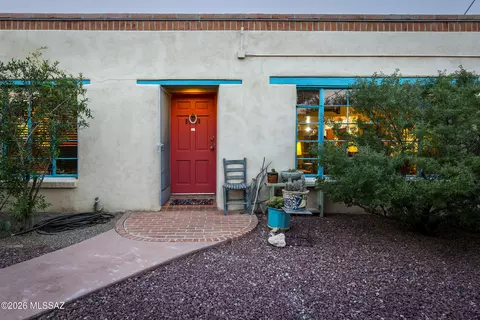 3825 N Tyndall Ave, Tucson, AZ 85719