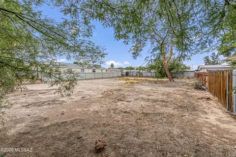 4477 N Pomona Ave, Tucson, AZ 85705
