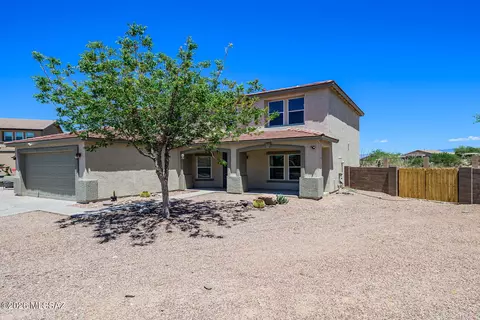 671 E Sterling Canyon Dr, Vail, AZ 85641