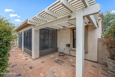 Exterior - 8558 S Compass Dr, Tucson, AZ 85756 photo 8 of 9
