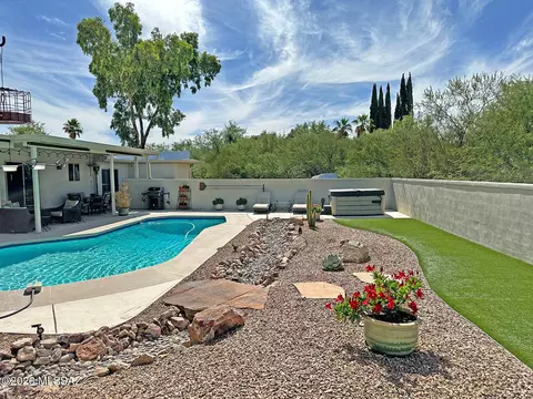 Exterior - 8180 E Rawhide Trl, Tucson, AZ 85750 photo 5 of 8