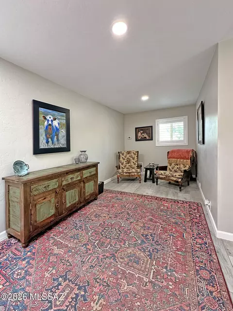 Living - 8180 E Rawhide Trl, Tucson, AZ 85750 photo 6 of 6