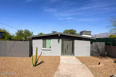 206 W Blacklidge Dr, Tucson, AZ 85705