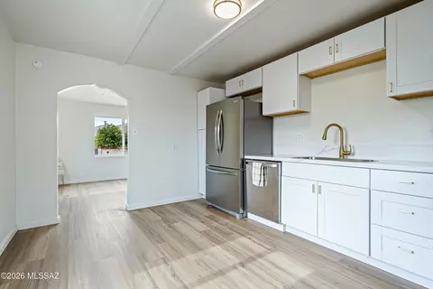 Kitchen - 4208 E 1st St, Tucson, AZ 85711 photo 2 of 3