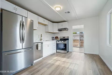 Kitchen - 4208 E 1st St, Tucson, AZ 85711 photo 1 of 3