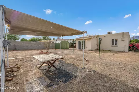 Exterior - 4208 E 1st St, Tucson, AZ 85711 photo 3 of 5