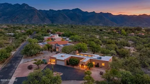 5620 N Barrasca Ave, Tucson, AZ 85750