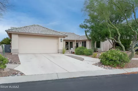 1138 W Masters Cir W, Tucson, AZ 85737