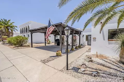468 W Esperanza Blvd, Green Valley, AZ 85614