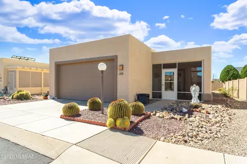 246 S Clubhouse Ln, Sierra Vista, AZ 85635