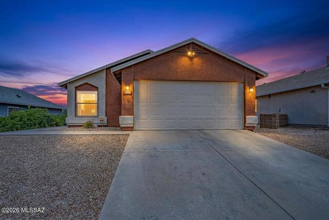 9745 E Sascha St, Tucson, AZ 85748