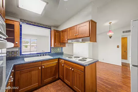 Kitchen - 7118 Eli Pl, Tucson, AZ 85710 photo 2 of 3