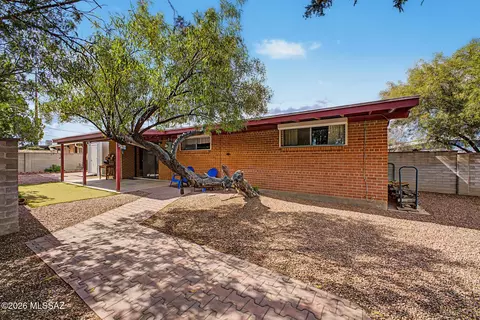 Exterior - 7118 Eli Pl, Tucson, AZ 85710 photo 11 of 12