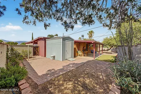 Exterior - 7118 Eli Pl, Tucson, AZ 85710 photo 8 of 12