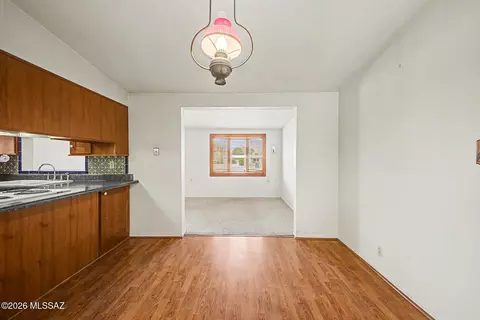 Dining - 7118 Eli Pl, Tucson, AZ 85710 photo 2 of 3