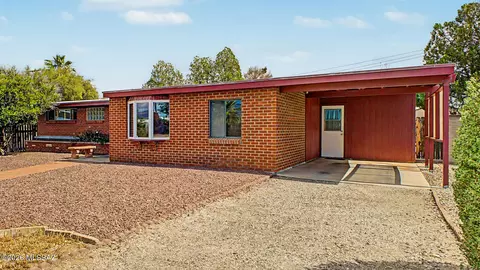 Exterior - 7118 Eli Pl, Tucson, AZ 85710 photo 4 of 12