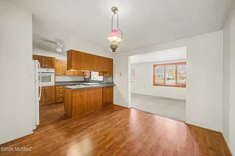 Dining - 7118 Eli Pl, Tucson, AZ 85710 photo 3 of 3