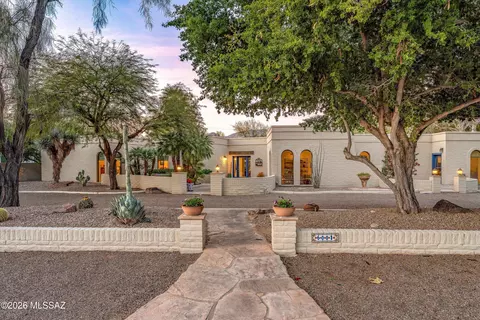 6001 E San Marino Dr, Tucson, AZ 85715
