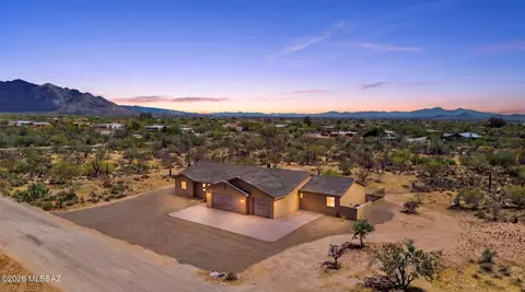 3855 W Camino Del Norte W, Tucson, AZ 85742