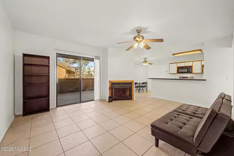 1689 W Wood Bridge Ct, Tucson, AZ 85746