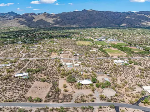 10961 E Roger Rd, Tucson, AZ 85749