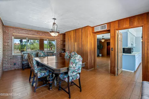 Dining - 2107 E Lind Rd, Tucson, AZ 85719 photo 1 of 2