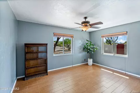 Bedroom - 2107 E Lind Rd, Tucson, AZ 85719 photo 1 of 6