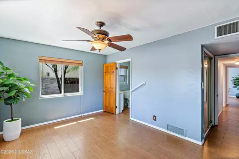 Bedroom - 2107 E Lind Rd, Tucson, AZ 85719 photo 2 of 6