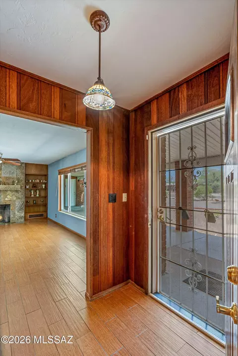 Entry Way - 2107 E Lind Rd, Tucson, AZ 85719 photo 1 of 1