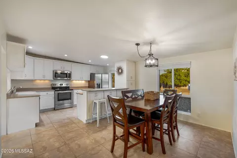 Dining - 9529 E Harrison Cir, Tucson, AZ 85748 photo 1 of 1