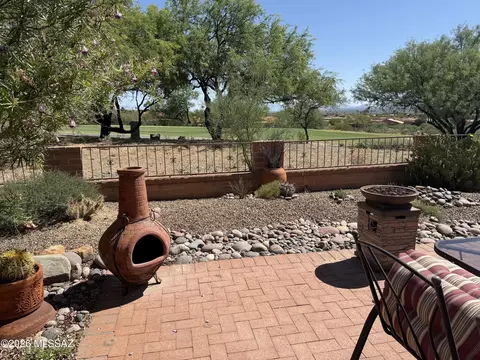 2026 W Via Nuevo Leon, Green Valley, AZ 85622