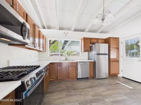 Kitchen - 5701 E 3rd St, Tucson, AZ 85711 photo 1 of 4