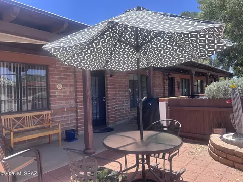 219 S Paseo Sarta #B, Green Valley, AZ 85614