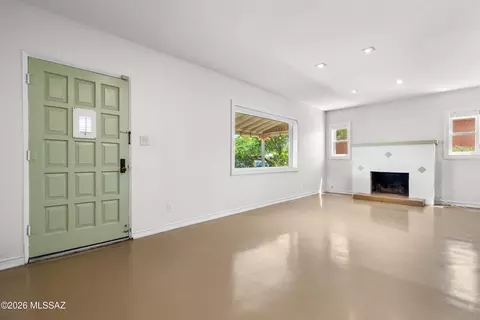 Living - 1610 E Hampton St, Tucson, AZ 85719 photo 2 of 5