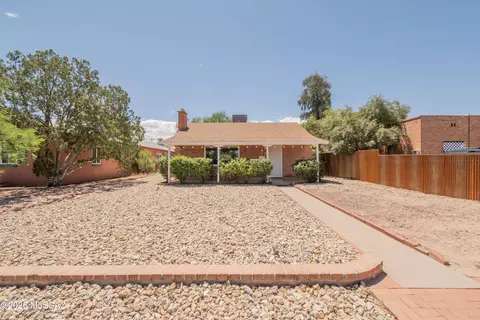 Exterior - 1610 E Hampton St, Tucson, AZ 85719 photo 1 of 17
