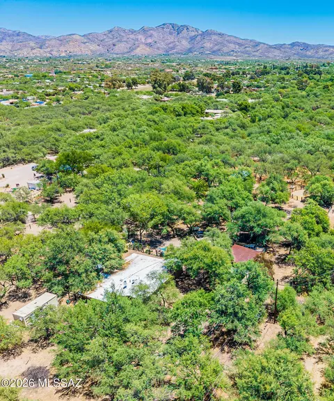 View/Area - 11370 Edison St, Tucson, AZ 85749 photo 2 of 3