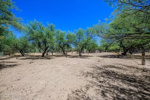 Exterior - 11370 Edison St, Tucson, AZ 85749 photo 14 of 17