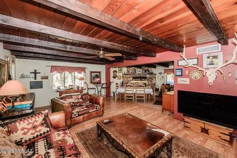 Living - 11370 Edison St, Tucson, AZ 85749 photo 1 of 3