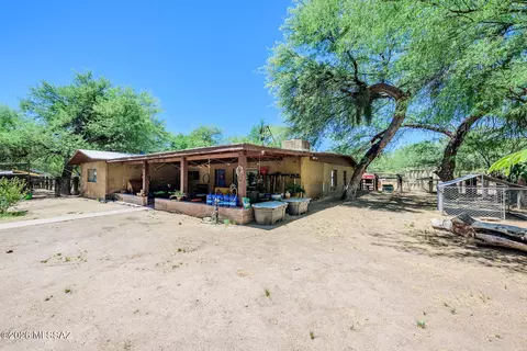 Exterior - 11370 Edison St, Tucson, AZ 85749 photo 3 of 17