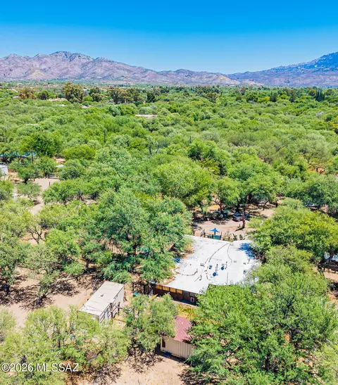 View/Area - 11370 Edison St, Tucson, AZ 85749 photo 1 of 3