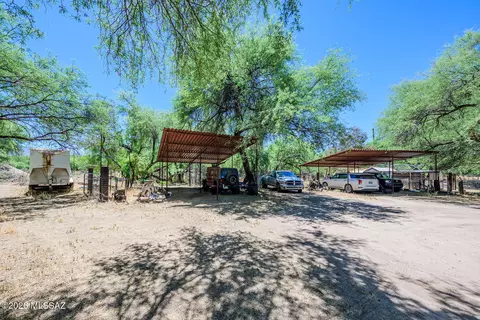 Exterior - 11370 Edison St, Tucson, AZ 85749 photo 9 of 17