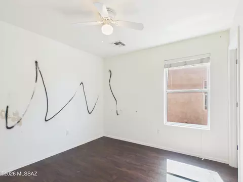 Bedroom - 7954 E Senate St, Tucson, AZ 85730 photo 5 of 6