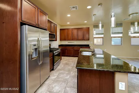 Kitchen - 13991 E Cheavront Loop, Vail, AZ 85641 photo 1 of 4