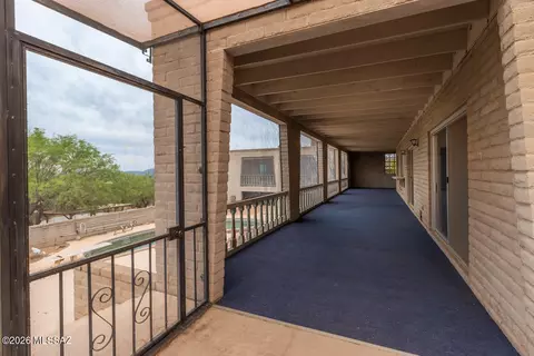Exterior - 4601 E Coronado Dr, Tucson, AZ 85718 photo 9 of 11