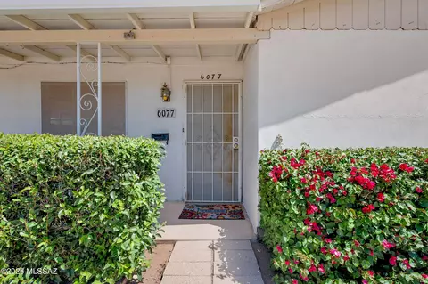6077 E 20th St, Tucson, AZ 85711