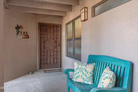5800 N Kolb Apt 11161 Rd, Tucson, AZ 85750