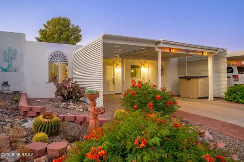 1128 S Alpine Cir, Green Valley, AZ 85614