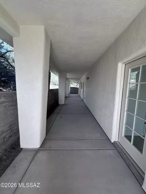 Entry Way - 728 E Mockingbird, Benson, AZ 85602 photo 4 of 4