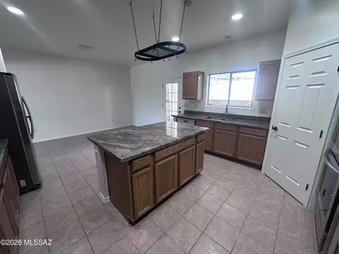 Kitchen - 728 E Mockingbird, Benson, AZ 85602 photo 8 of 9