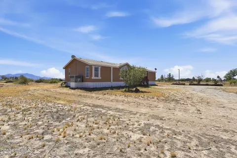 864 N Taylor Rd, Willcox, AZ 85643 photo 2